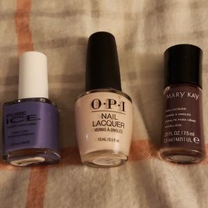 Set of 3 nail polishes - never been used!